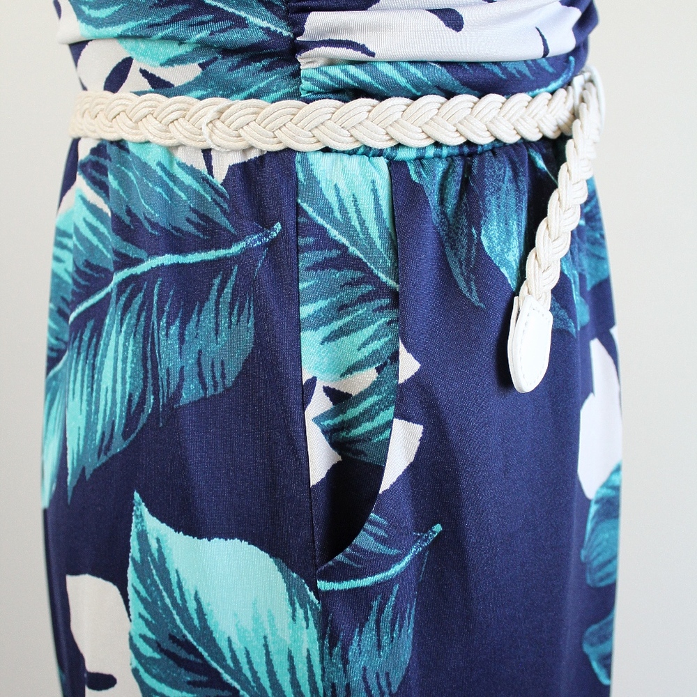 SOLD VENUS NWOT Strapless Culotte Jumpsuit Floral - Picture 3 of 8